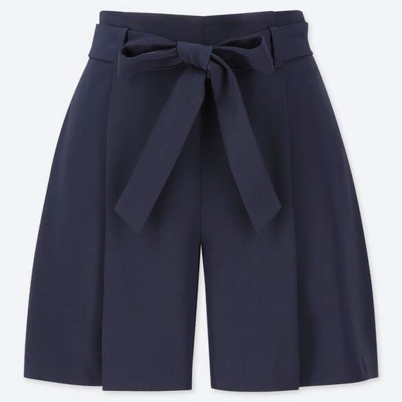 Uniqlo Women Drape Shorts - Navy Blue - Picture 7 of 11